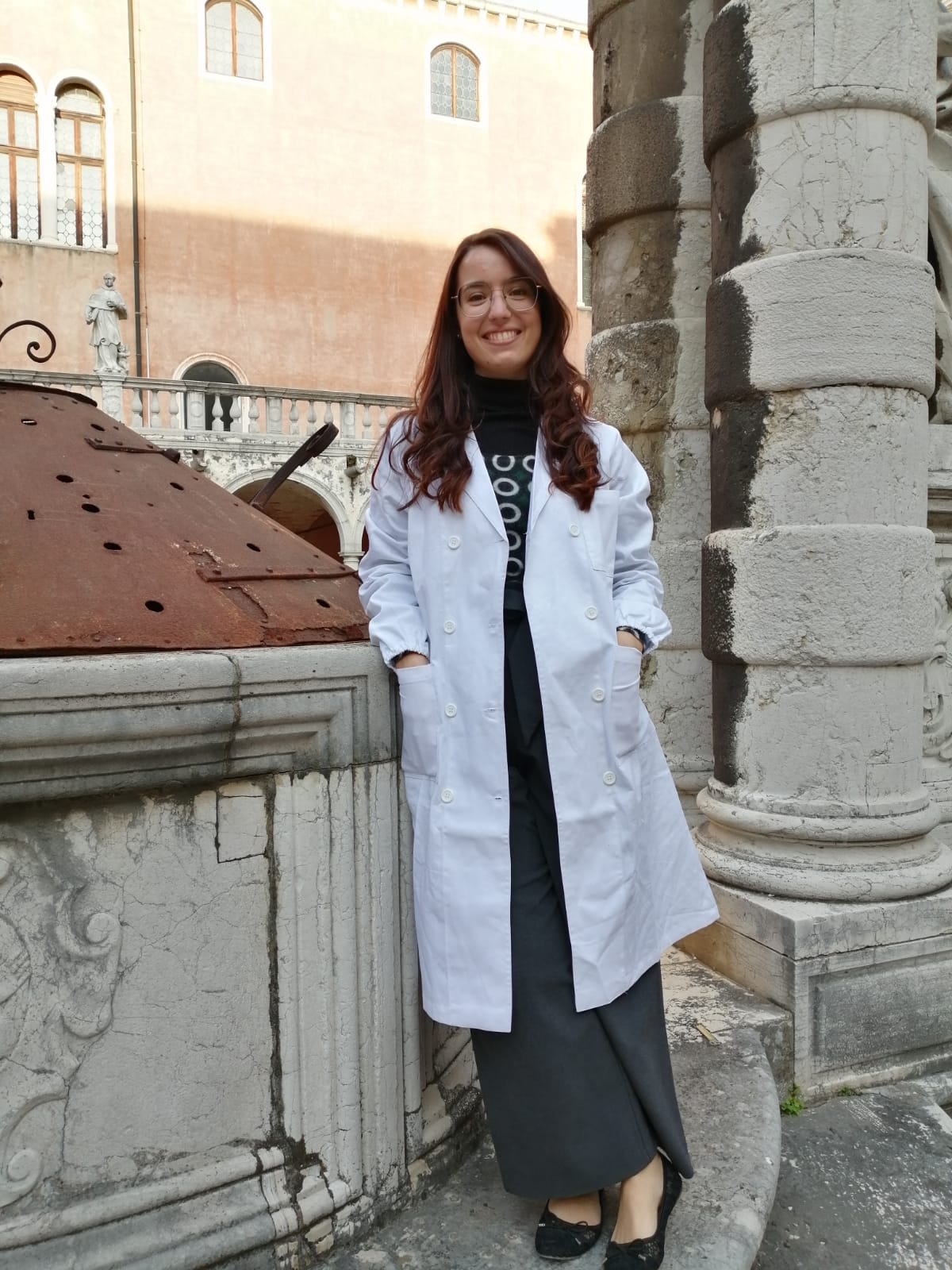 Ritratto di Sara Olivieri, docente della Scuola di APD